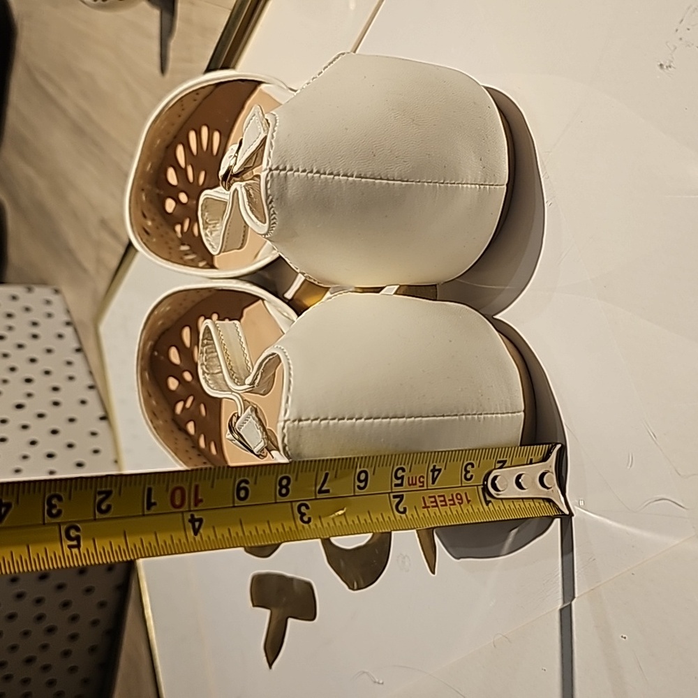 FLATS - Picture 3 of 8